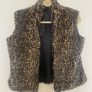 Vintage Y2K Fuzzy Cheetah Fur Vest